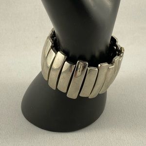 Vintage silver tone rectangular stretch bracelet